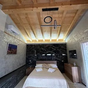  Apartman Testa House Olaszország
