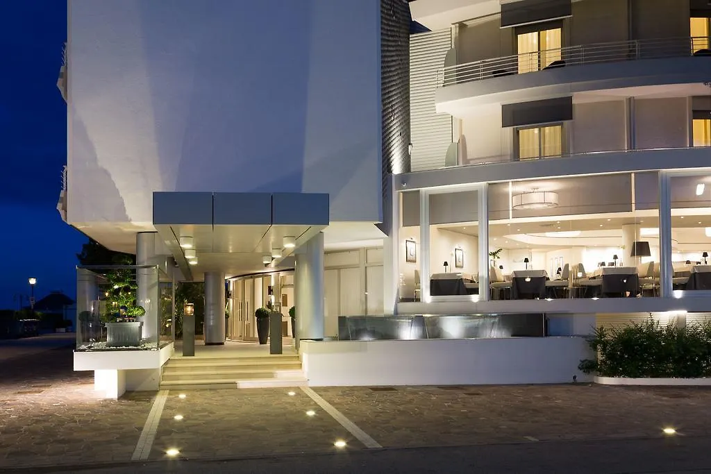 Hotel Mariver Lido di Jesolo 4*,  Italy