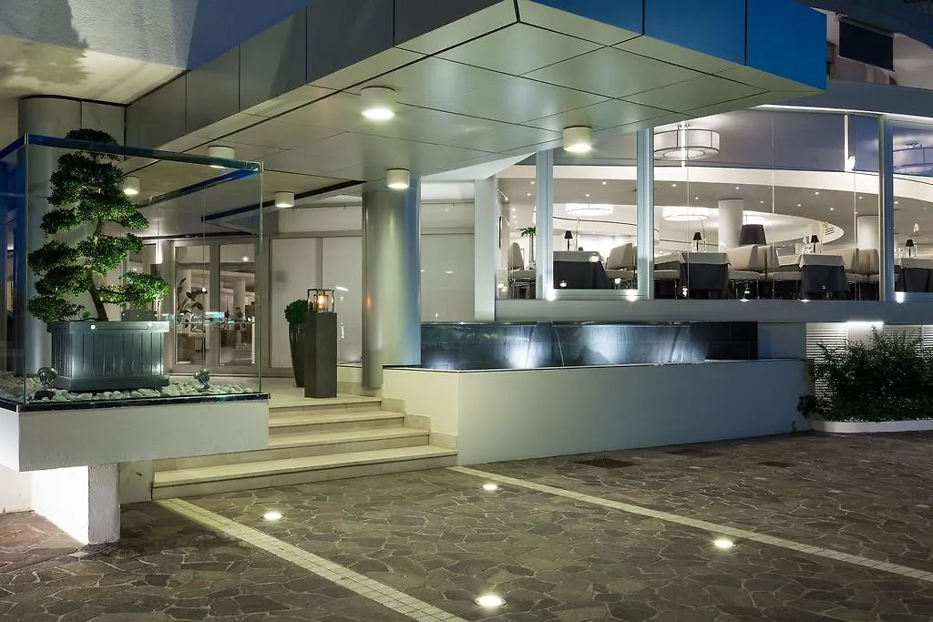 Hotel Mariver Lido di Jesolo 4*,
