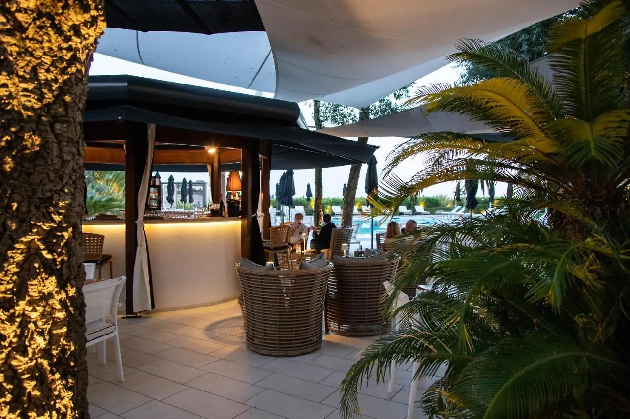 Hotel Mariver Lido di Jesolo 4*,